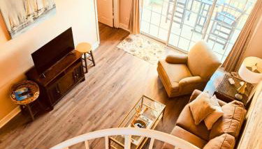 2 Bd, Oceanfront Oasis, Lots of deals and Winter Texans book early - Foto 2