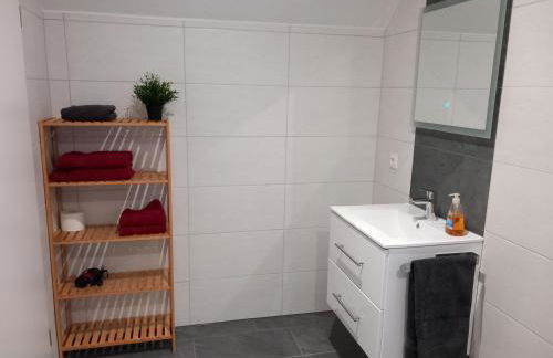 Neubau: Ferienwohnung Im Suddenfeld - zentral und doch ruhig gelegen - Foto 5