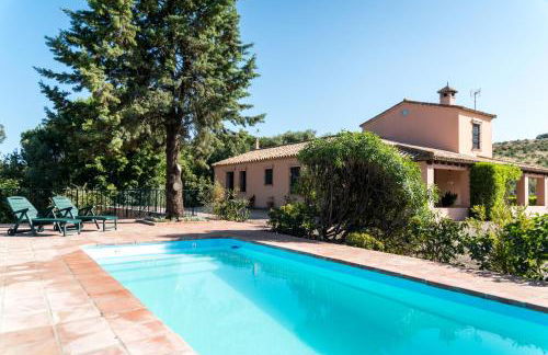 Cortijo El Carmen Finca El Revuelo - Photo 1