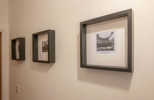 3-Bed Serviced Apt near M62, Leeds - Ideal for Up to 6 Guests - Long Stay Options - Free Parking and Wifi - Foto 12