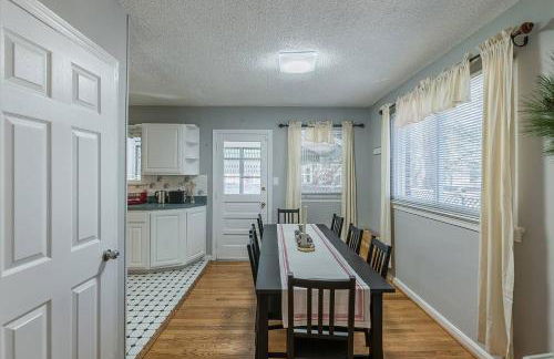 Enchanting historic townhouse by CozySuites - Foto 18