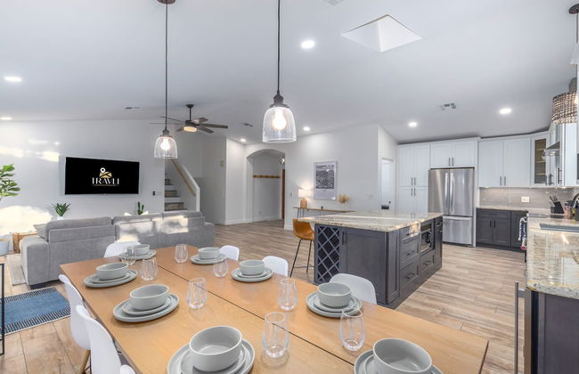 Modern Mesa Oasis Free Heated Pool Al-fresco Living - Photo 10