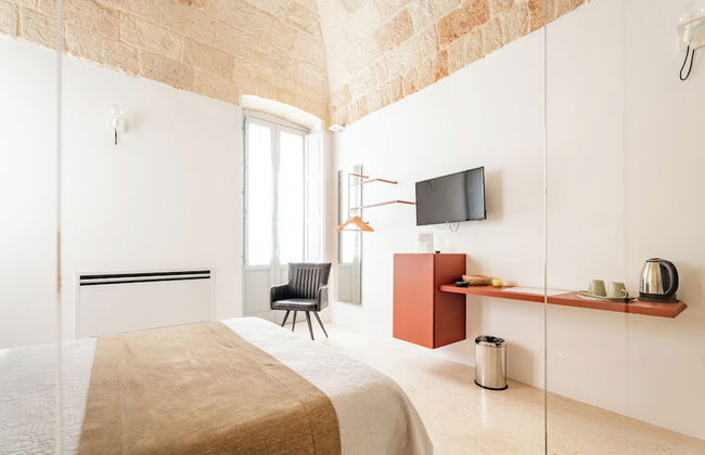 Donna Domenica Boutique Suites - Photo 33