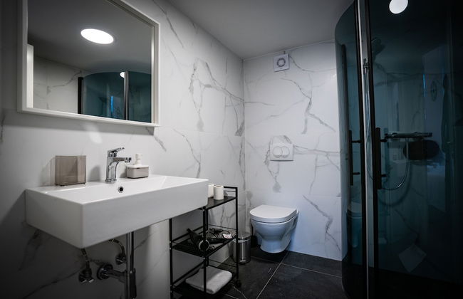 Rhino Studios - Photo 40