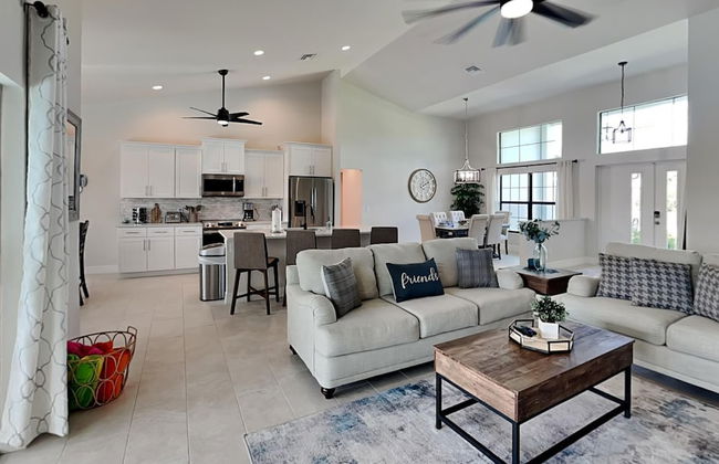 Calm Waters - Photo 14