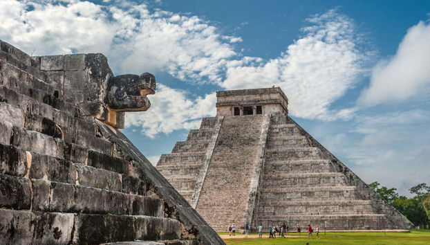 Skipping the lines at Chichén Itzá