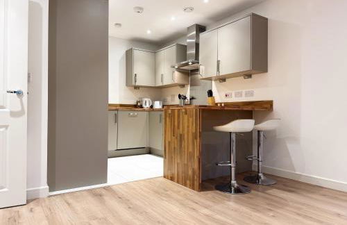 Laura's modern 1 bed apartment in Wimbledon - Foto 48