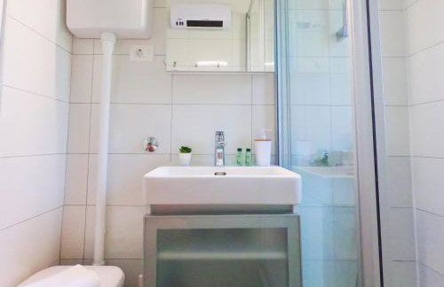 Beachfront Apartment Mala Tereza - Photo 14