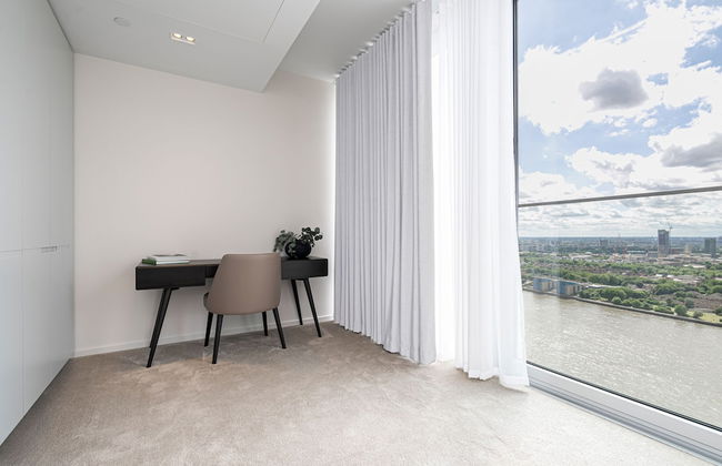 Stunning Three-bedroom Apartment on the River - Foto 9