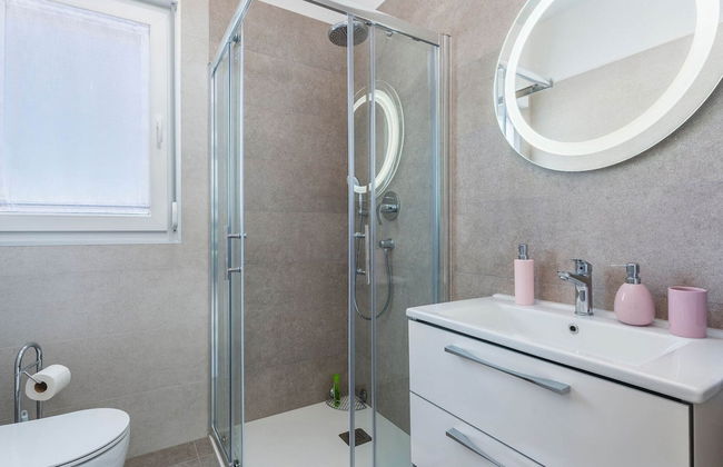 Villa in Novigrad With Private Pool - Foto 18