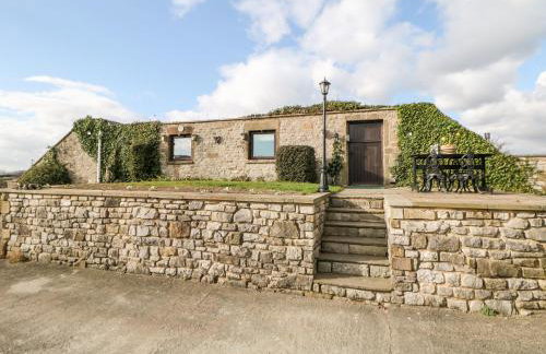 Cambridge Lodge - Photo 1