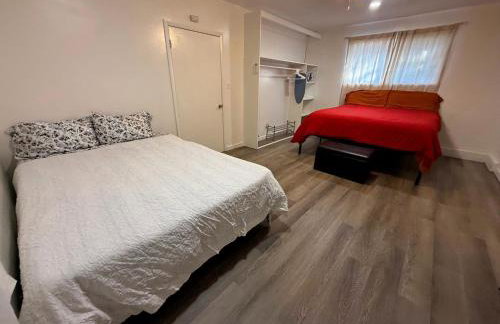 Vegas Apt 8 Mins to The Strip - Free Parking - Foto 19