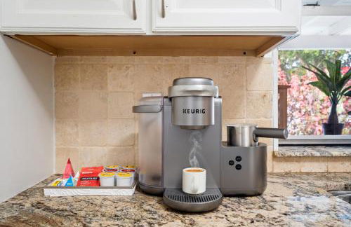 Sleeps 12 Private Pool & Gameroom near Casino, Beaches & Hard Rock Stadium - Foto 22