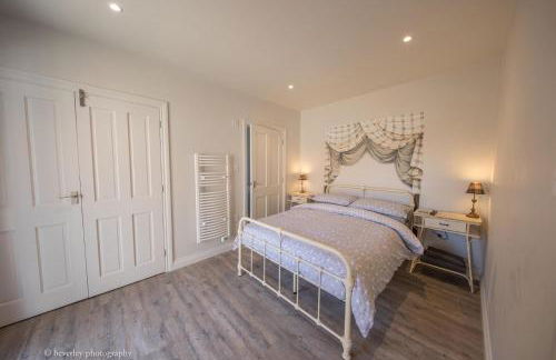 Old Spot Cottage - Photo 9