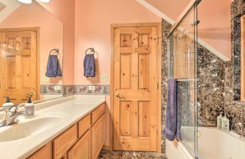 Waterfront Lake Tomahawk Cabin with Game Room! - Photo 21