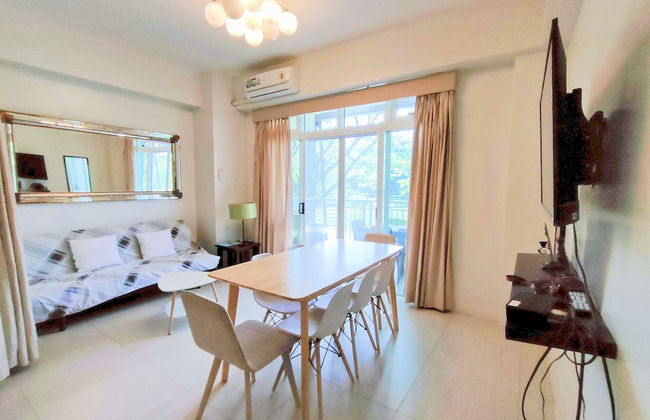 Dr Calayan's 2BR Condo at Pico De Loro - Foto 1