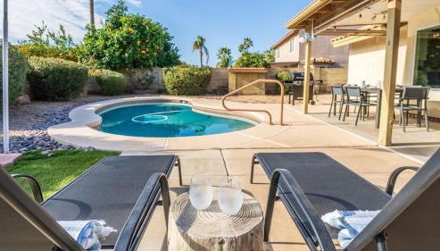 New Listing! Stylish 4 Bdrm W/pool and Game Room - Foto 4, Other