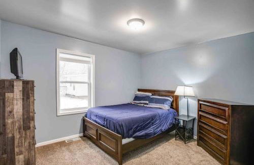 Newly Updated Smart Home 1 mile from ND & Eddy St - Foto 6