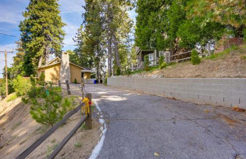 Crestline Cabin Close to Lake Arrowhead and Skiing - Foto 25