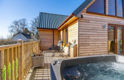 Roe Deer Lodge with Hot Tub - Foto 19