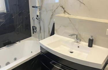 Charmante Ferienwohnung mit Klimaanlage ! - Foto 9