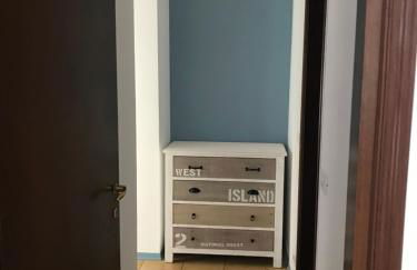 Blue Shades - Photo 10