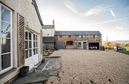 Georgian Country House -Panoramic Views -Sleeps 12 - Photo 18