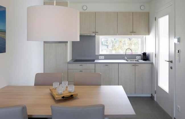 Modern Holiday Home, Near the Sea - Photo 4