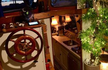 Stunning Classic Dutch Barge near Henley & Marlow - Foto 35