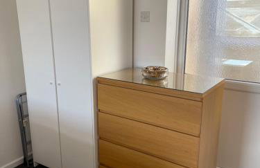 Spacious, Sleeps 18, 3 Bathrooms, Parking, Park, Mansfield - Foto 49