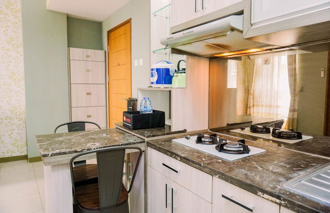 Fancy And Nice 2Br At Gading Greenhill Apartment - Photo 7