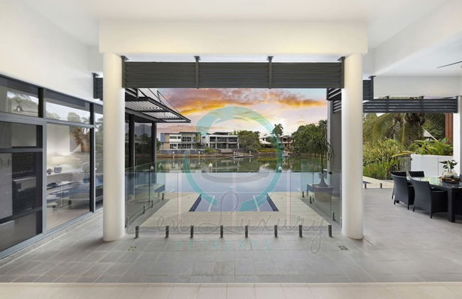 Zenlux Waterfront Mansion Infinity Pool Cinema - Foto 16