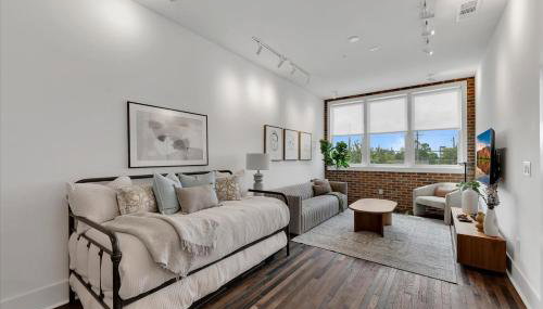 204- Modern retreat w elevator & BBQ - Foto 2