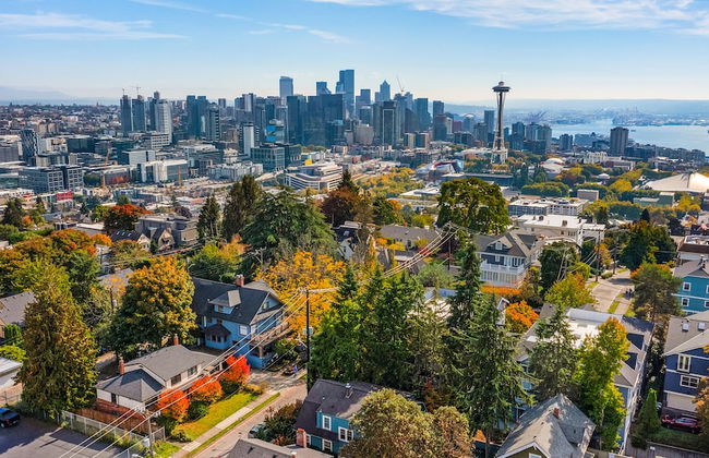 Seattle's Orange Crown 87 Walkscore - Photo 15