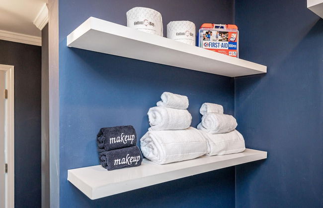 ATL Downtown Condo with Free Parking - Foto 23