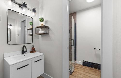 Canyon Retreat with Hot Tub 3min to Broadmoor - Foto 49