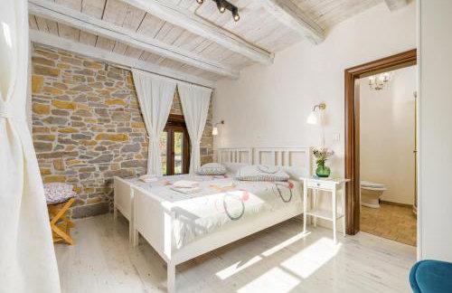 Magical Villa Glavini with privacy & stunning panoramic views - Foto 12