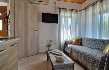 Afroditi's 1 - Photo 34