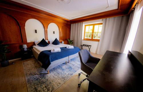 C4S COME4STAY - Alpenblick Watzmann-Kehlstein - TOP Lage im Berchtesgadener Land I bis zu 10 Personen I große Terrasse mit Blick auf die Berge I Smart TV I Billiard I WLAN I kostenloser Parkplatz - Foto 11