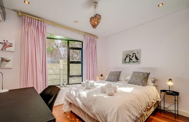 Multi-level Family Villa w Private Pool Views Lions Crest - Foto 38