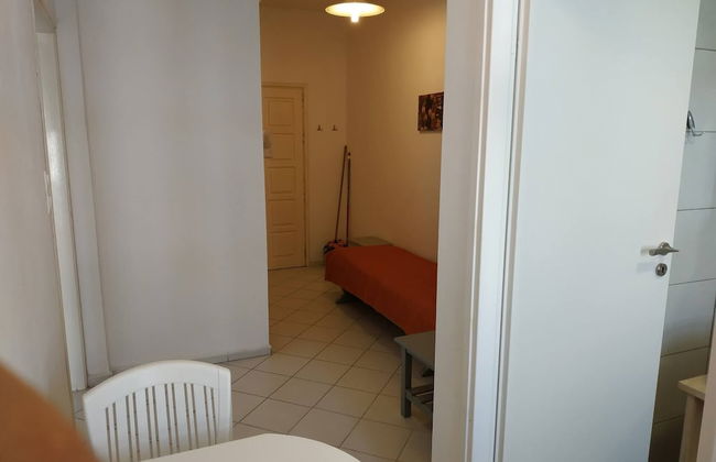 Small Apartment For 3 Pers 70meters From The Beach - Photo 16