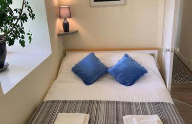 Large 3 bedroom flat in Sennen - Photo 20