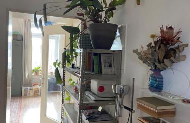 Bright old building whole Apartment Cologne - Foto 9