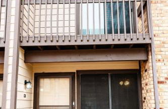 Rest Easy Retreat - 2BR Near SHSU - Pool - WiFi - Free Parking - Foto 68