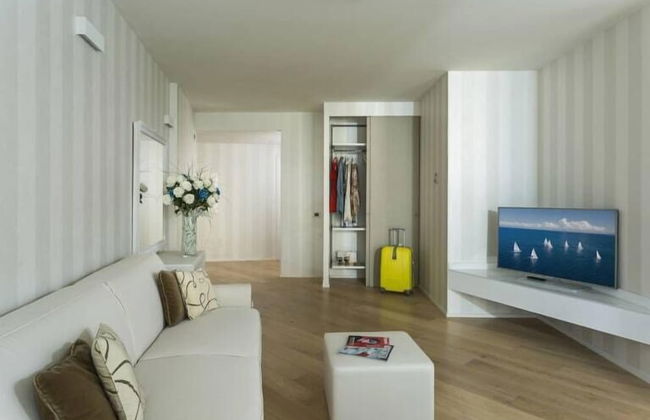 Embassy Aparthotel - Foto 16