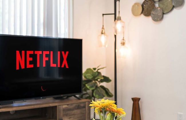 Charming Escape With Stylish Decor Outdoor Space - Foto 13