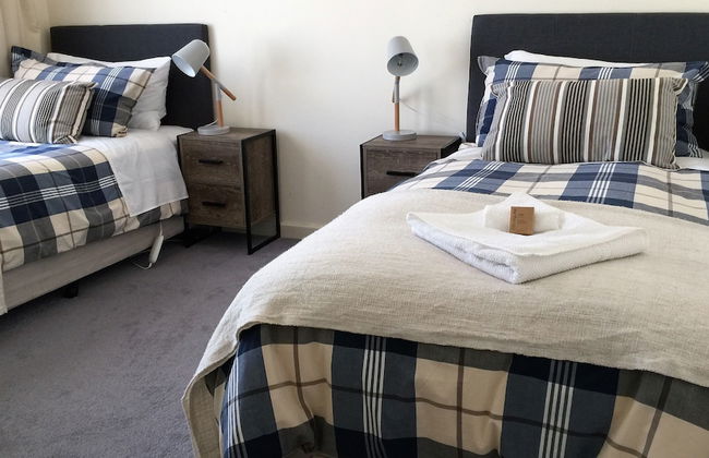 Applecross Village Apartment - Photo 11