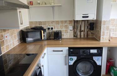 Spacious - Free Parking - Sleeps 6 - M20-FolkestoneCentralStation - Foto 18