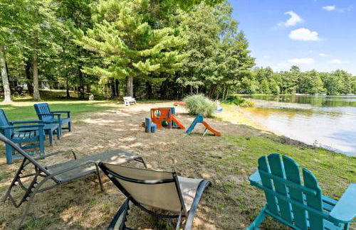 Impressive Dual Woods and Lake Homes That Sleep 32 - Foto 63