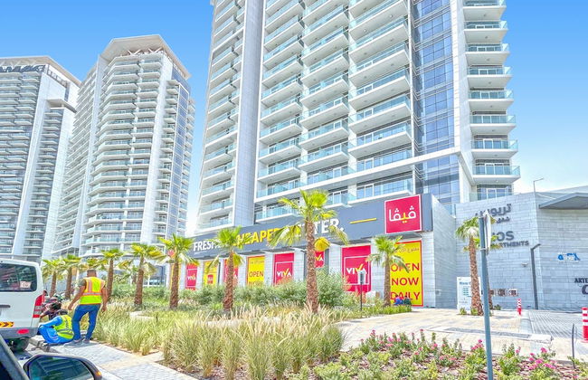 bnbme | Damac Hills Carson Tower | STUDIO - Photo 24